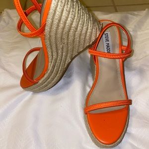 Steven madden platform sandal